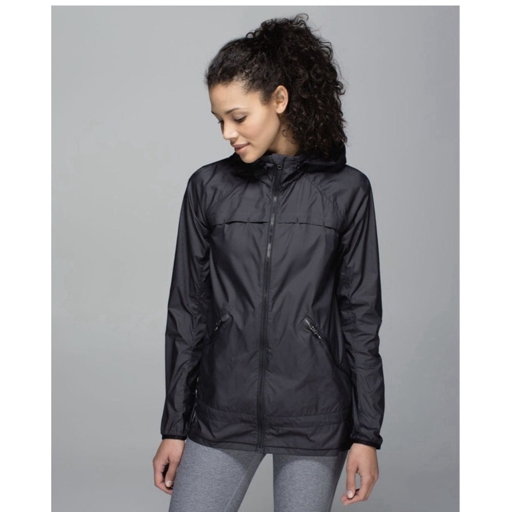 Lululemon Miss Misty Pullover‎ Black 1/4 Zip Windbreaker Jacket Women's Size 6